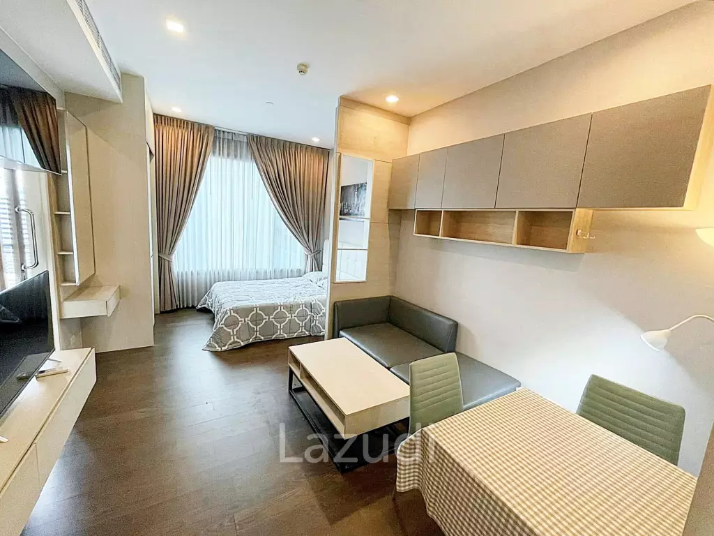 Studio 1 Bathroom 30 SQ.M at Q Asoke