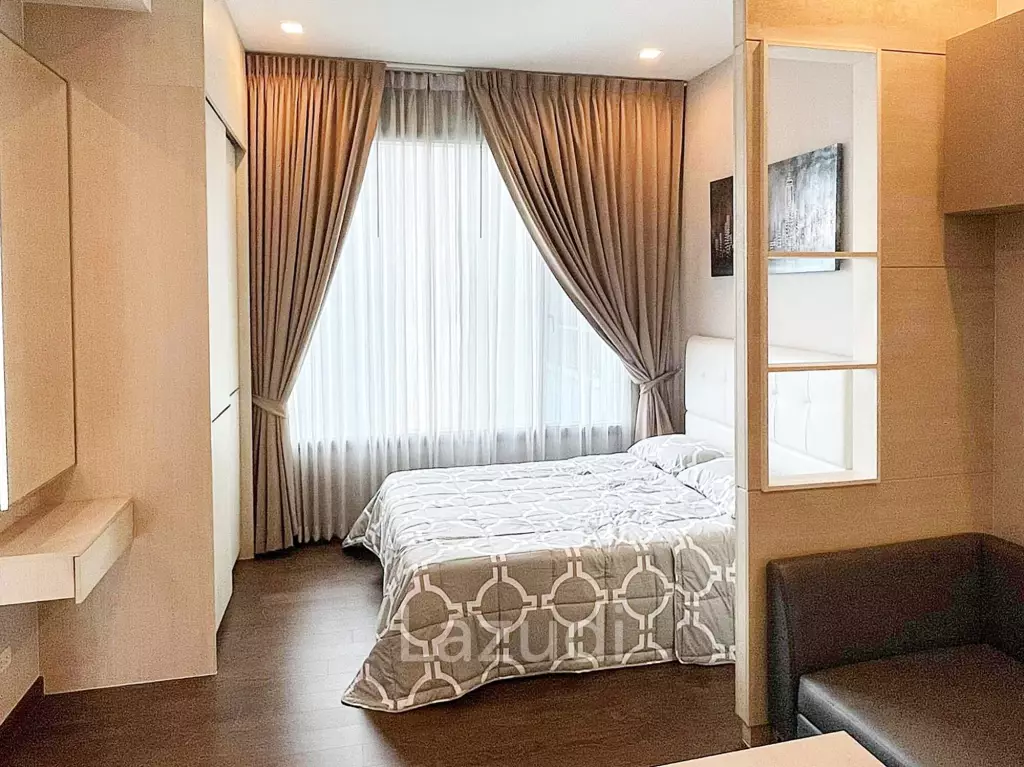 Studio 1 Bathroom 30 SQ.M at Q Asoke