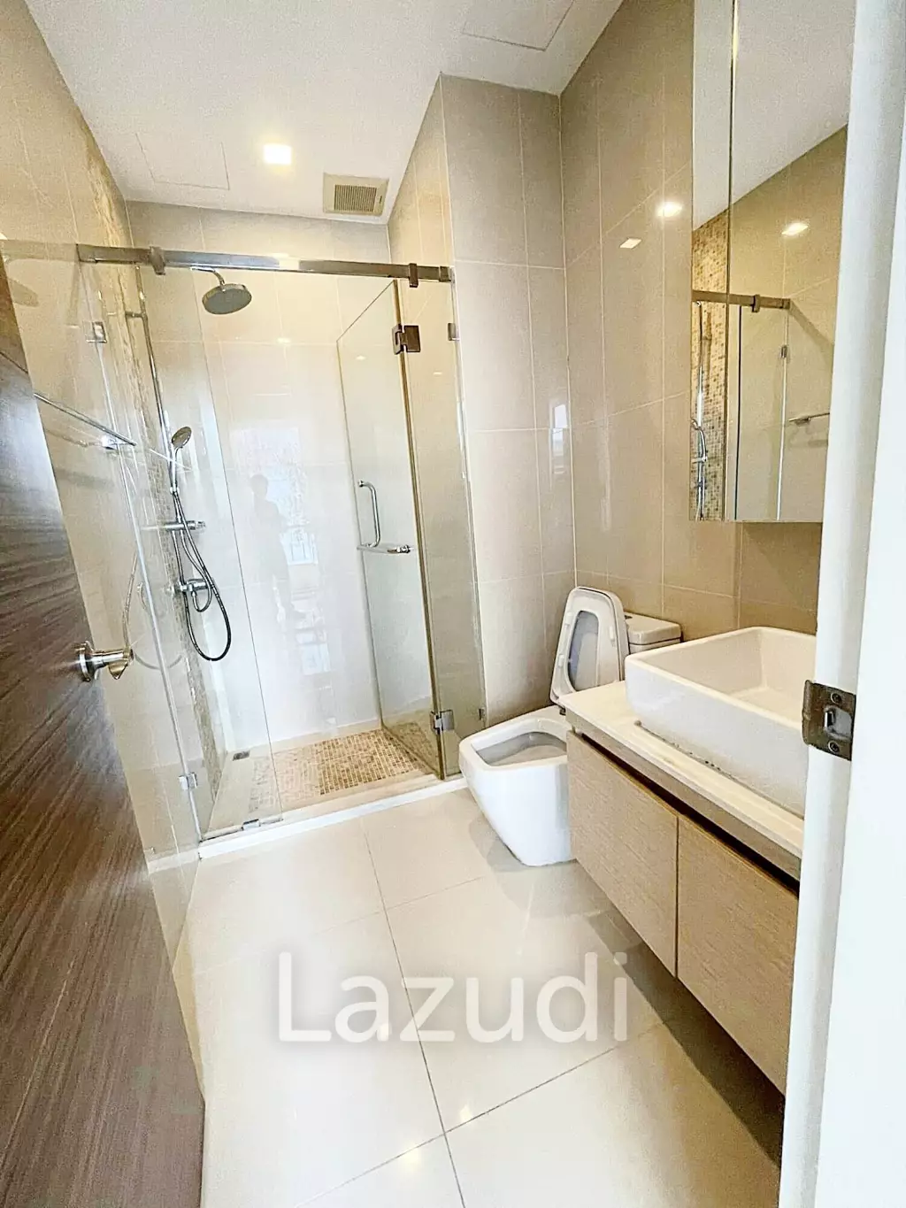 Studio 1 Bathroom 30 SQ.M at Q Asoke