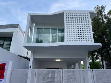 3 Bedroom House for sale at Golf Club