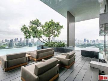 Saladaeng One | Luxury One Bedroom with Lumphini Park Views for Sale