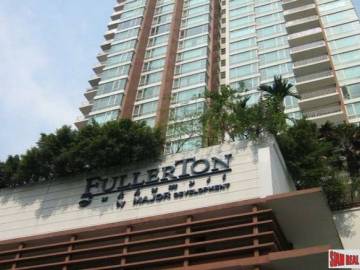 Fullerton Sukhumvit | Three Bedroom Penthouse for Sale with Clear City and Chao Phraya River Views - Pet Friendly Building