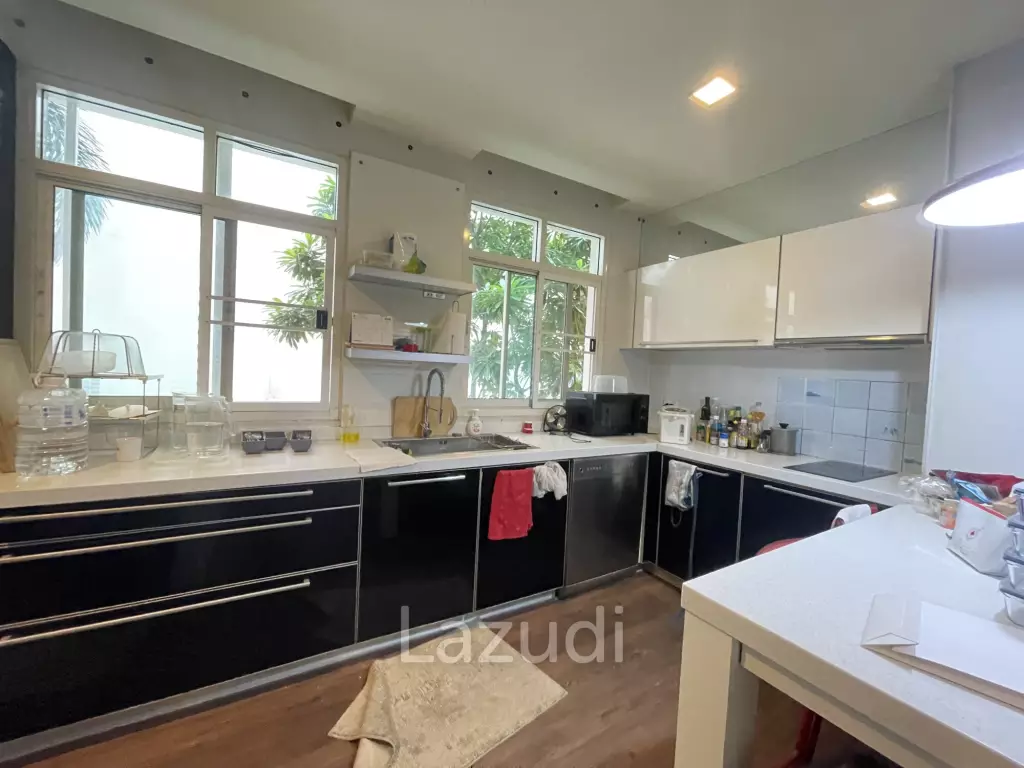 3 Bed 3 Bath 176 SQ.M Baan Nunthasiri