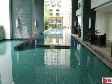 The Address Chidlom | Sunny One Bedroom Condo for Sale Close to the City Center