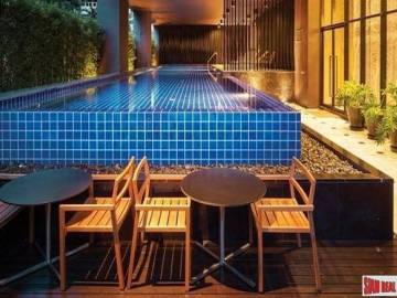 Noble Reveal | Warm and Homey One Bedroom with Clear City Views for Sale in Ekkamai