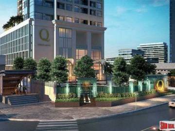 Q Asoke | Cozy Rare Studio Unit for Sale with Pool & City Views in Petchaburi