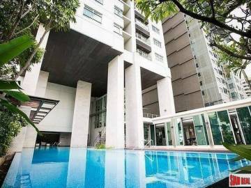 The Madison | Spacious Two Bedroom + Maids Quarter Corner Unit with Two Balconies for Sale in Phrom Phong
