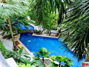 Baan Siri Sukhumvit 10 | Two Bed Condo for Sale at Asoke/Nana