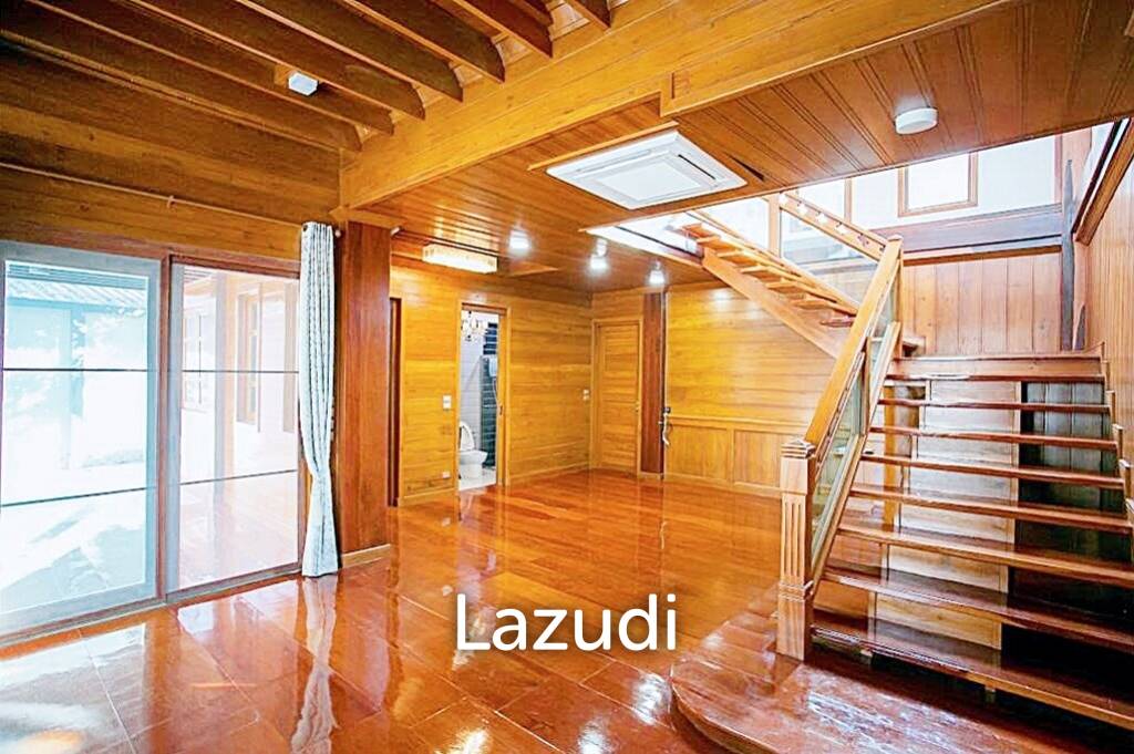 3 Bedroom 4 Bathroom 456 SQ.M New House in Sutthisan
