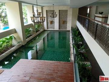 Baxtor Condominium | Super Large One Bedroom Corner Penthouse Condo for Sale in Ari