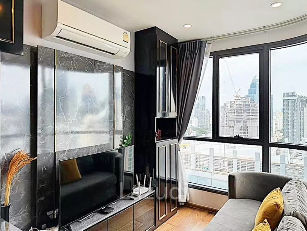 1 Bed 1 Bath 35 SQ.M Q Chidlom - Phetchaburi