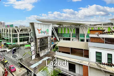 Retail space for rent in Srinakarin