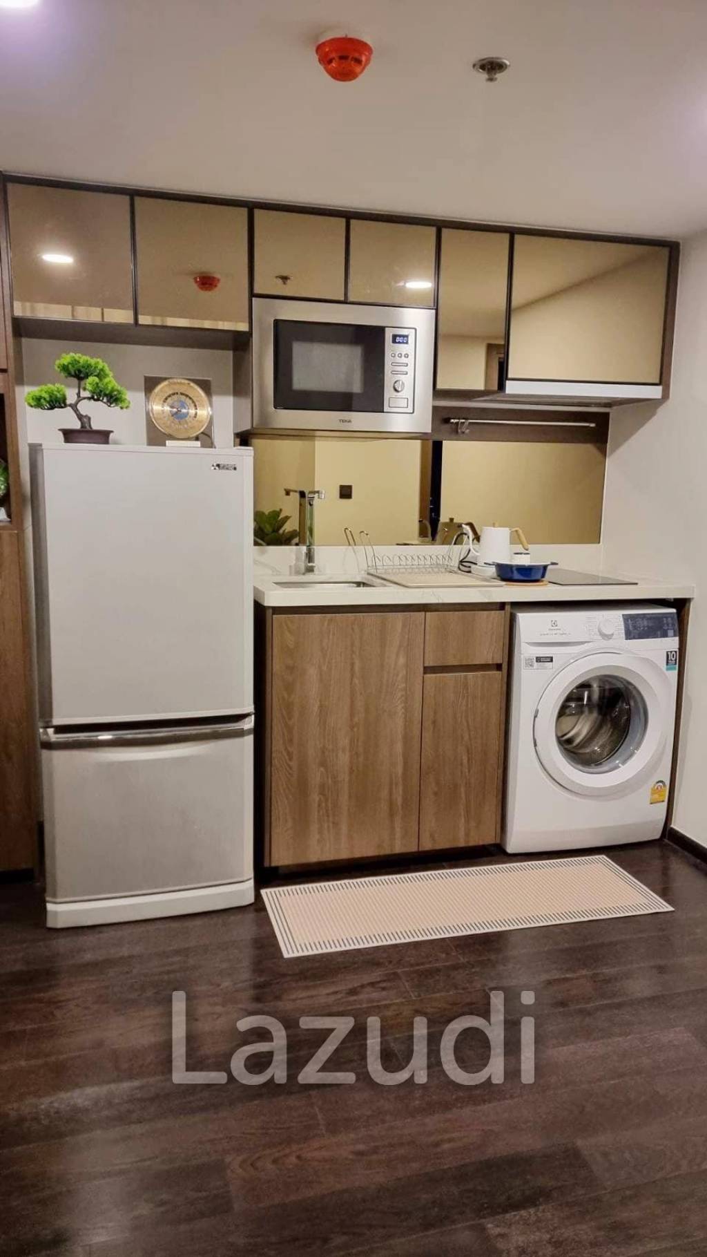 2 Bed 1 Bath 47 SQ.M Park Origin Thonglor