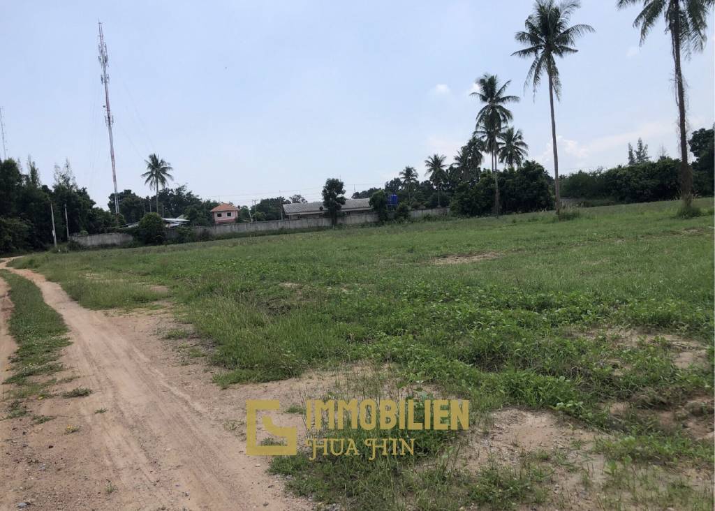 Prime Land for Sale : 19-1-97 Rai In Cha Am