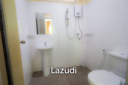 Apartment Building + Business in Chaweng