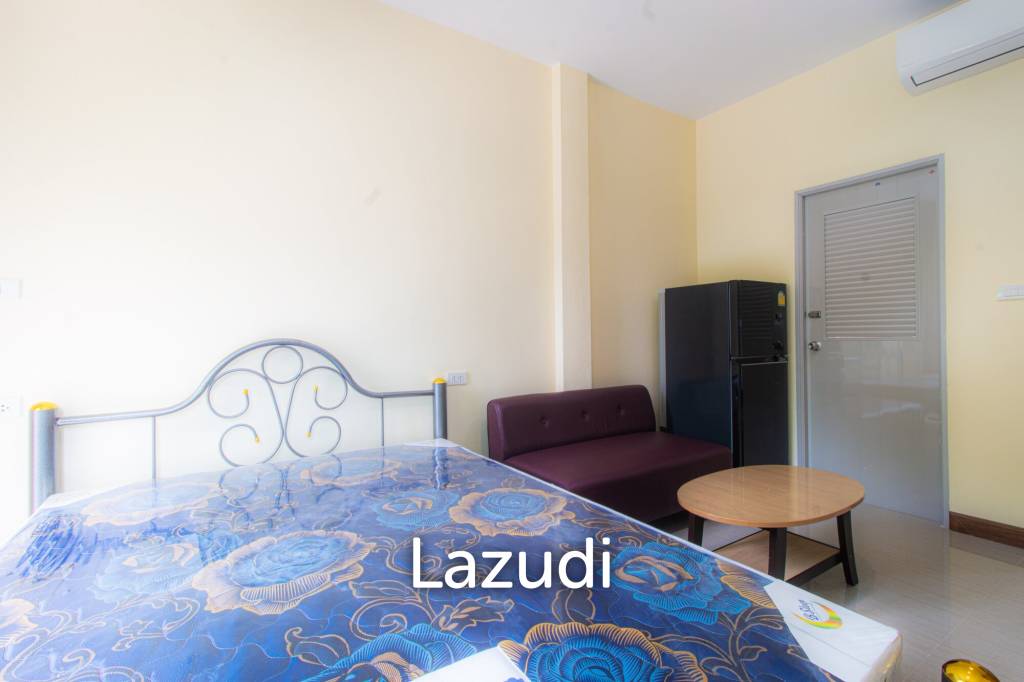 Apartment Building + Business in Chaweng