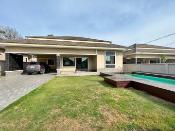 3 Beds 4 Baths 190 SQ.M. Navy House with Private Pool
