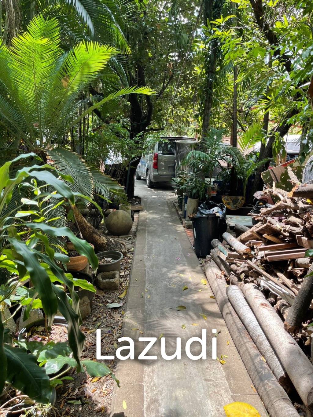 1,760 SQ.M Land Soi Pradiphat 19 For Sale
