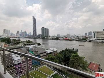 Supalai River Place Condominium | Two Bedroom Corner Unit with Amazing City and Chao Phraya River Views at Krung Thonburi