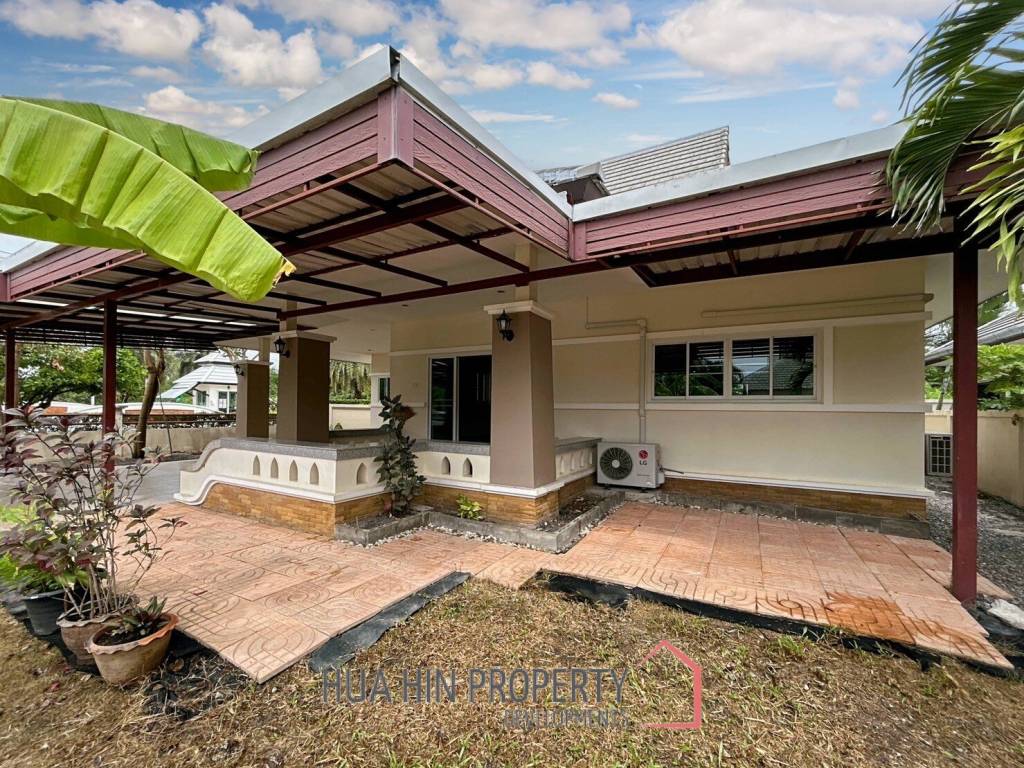 Emerald Green : 3 Bedroom 3 Bathroom Villa
