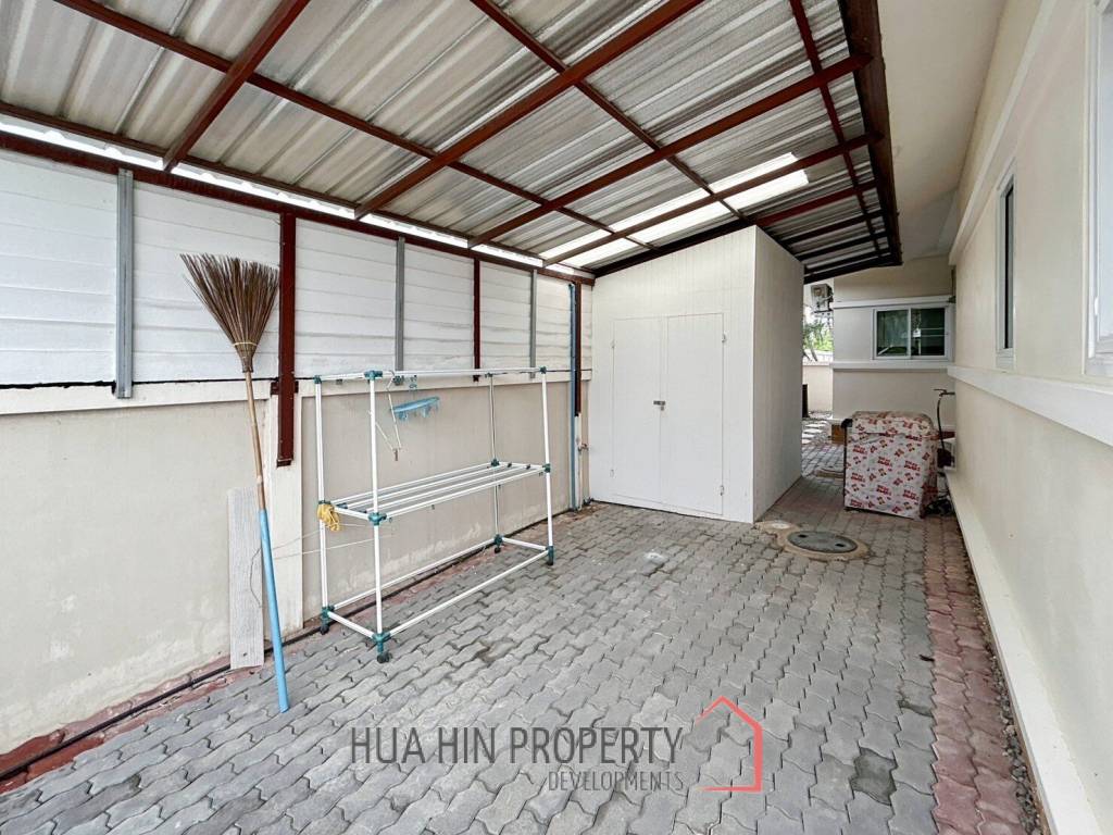 Emerald Green : 3 Bedroom 3 Bathroom Villa