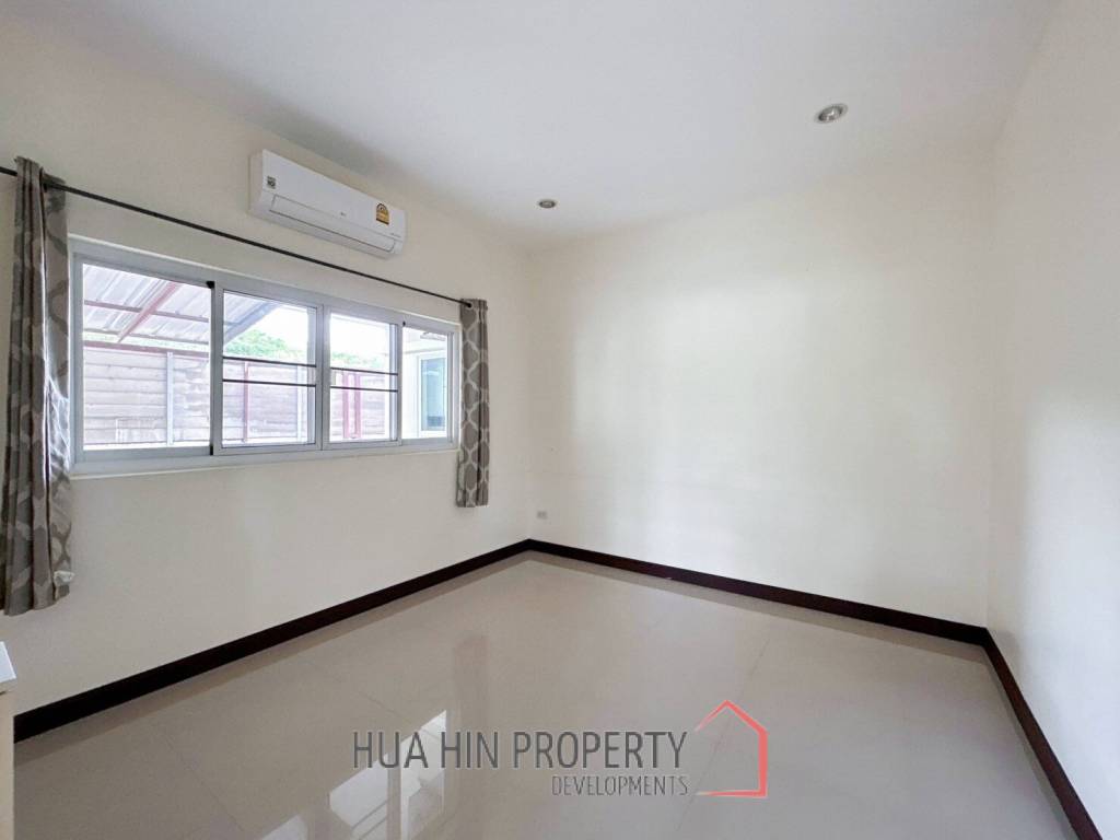 Emerald Green : 3 Bedroom 3 Bathroom Villa
