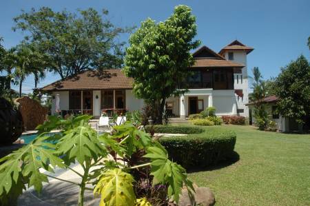 Beautiful and Large Villa with Pool and Garden in Phuket, Rawai Nai Harn