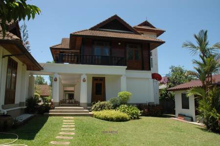 Beautiful and Large Villa with Pool and Garden in Phuket, Rawai Nai Harn