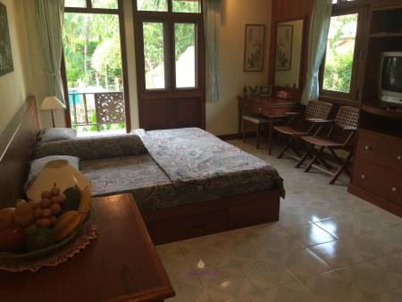 Beautiful and Large Villa with Pool and Garden in Phuket, Rawai Nai Harn