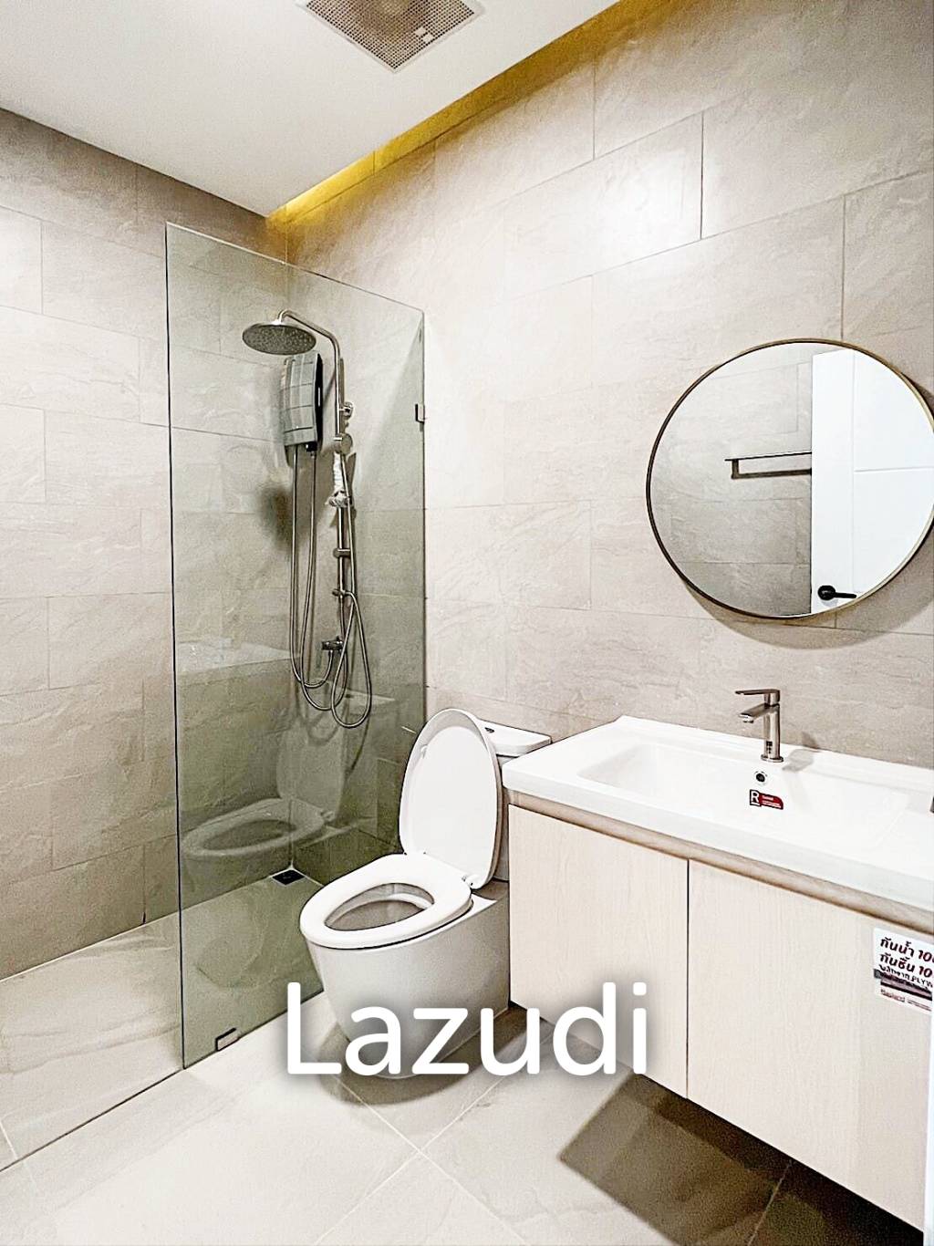 4 Bed 3 Bath 210 SQ.M Townhouse in Ekkamai