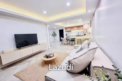 4 Bed 3 Bath 210 SQ.M Townhouse in Ekkamai