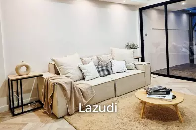 4 Bed 3 Bath 210 SQ.M Townhouse in Ekkamai