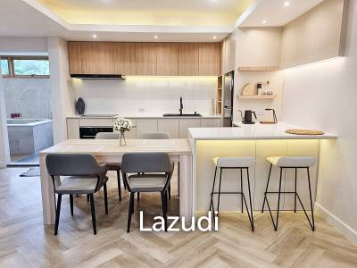 4 Bed 3 Bath 210 SQ.M Townhouse in Ekkamai