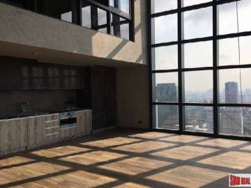 The Lofts Asoke | Luxury Newly Completed One Bed Duplex Corner Unit on High Floor
