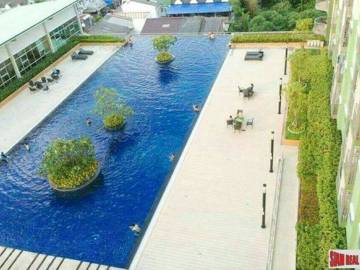 Supalai Park Ratchayothin | Two Bedroom Corner Condo on High Floor in Phahon Yothin