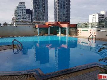 Fifty Five Tower | Spacious Three Bedroom Corner Condo for Sale on Sukhumvit 55, Thong Lor