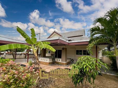 Emerald Green : 3 Bedroom 3 Bathroom Villa