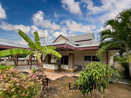 Emerald Green : 3 Bedroom 3 Bathroom Villa