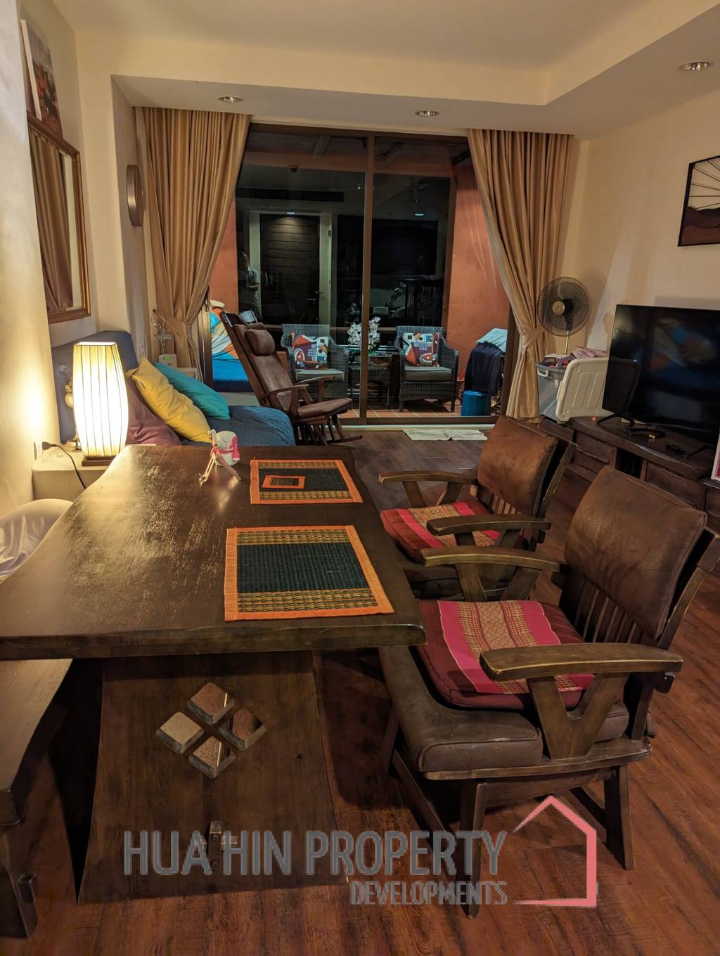 Las Tortugas : 2 Bed Beachfront Condo
