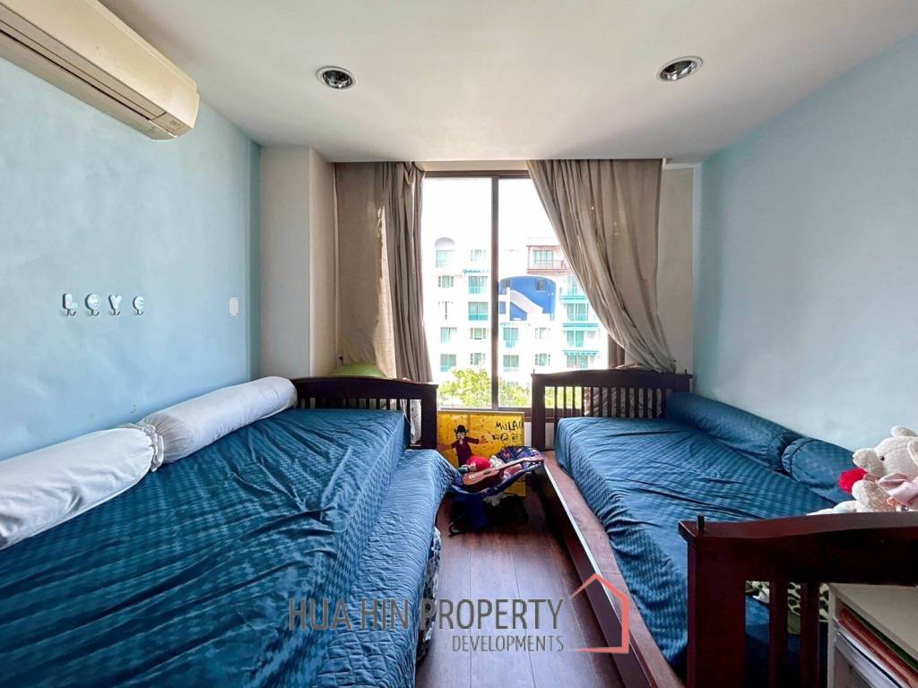 Las Tortugas : 2 Bed Beachfront Condo