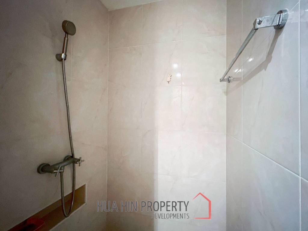 Las Tortugas : 2 Bed Beachfront Condo