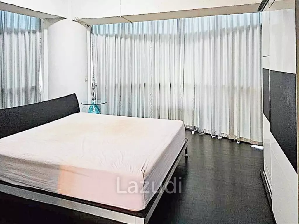 2 Bedroom 1 Bathroom 174 SQ.M State Tower
