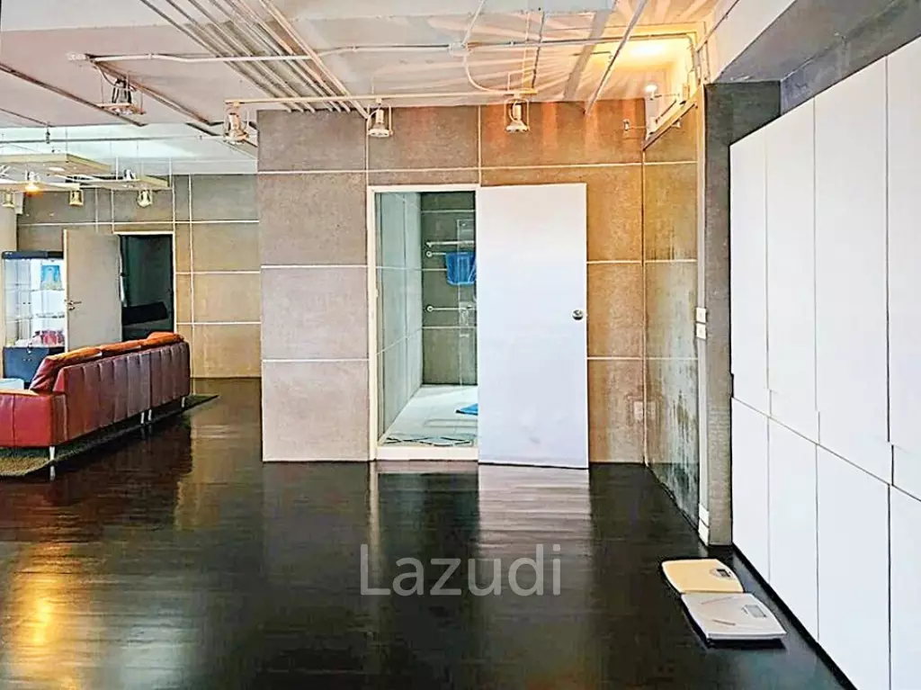 2 Bedroom 1 Bathroom 174 SQ.M State Tower