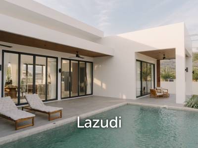 3 Beds 4 Baths 370 SQ.M Na Raya