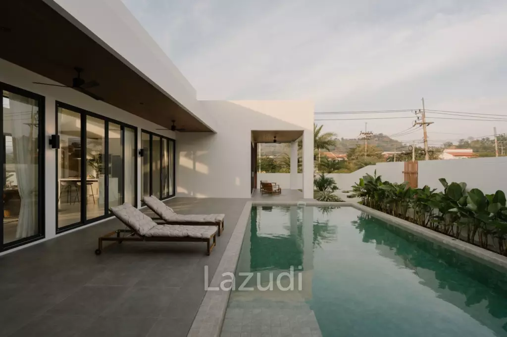 Luxurious Modern Villa with Private Pool in Hua Hin