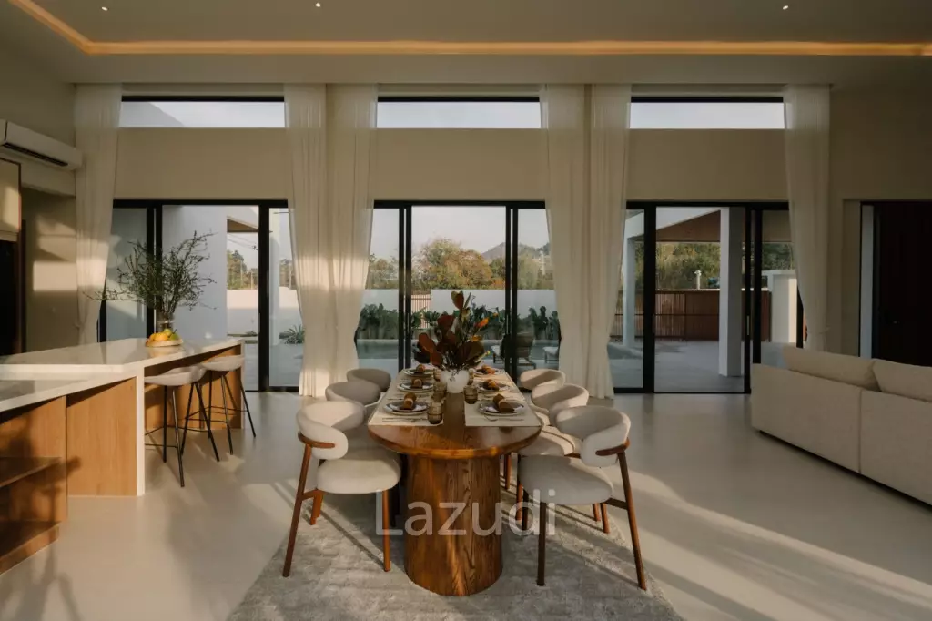Luxurious Modern Villa with Private Pool in Hua Hin