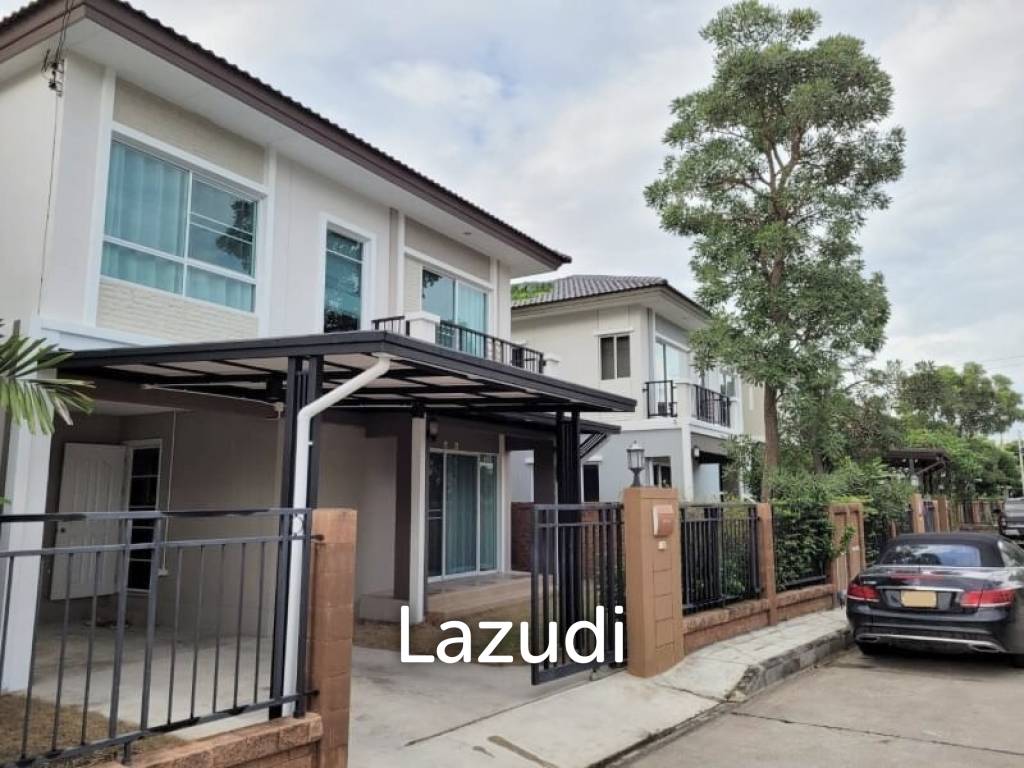 2-Storey 3 Bed House For Sale In Housing Project