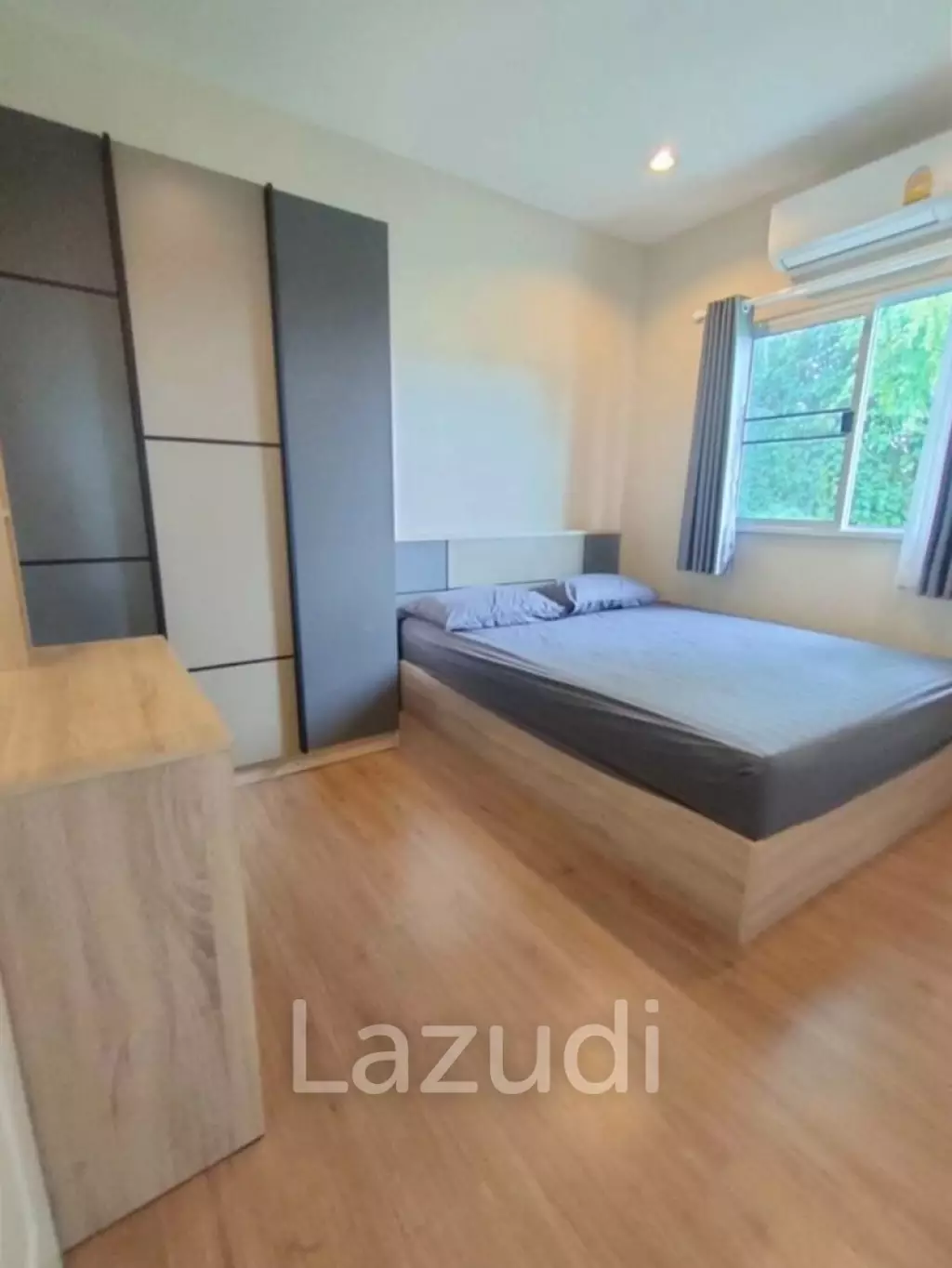 2-Storey 3 Bed House For Sale In Housing Project