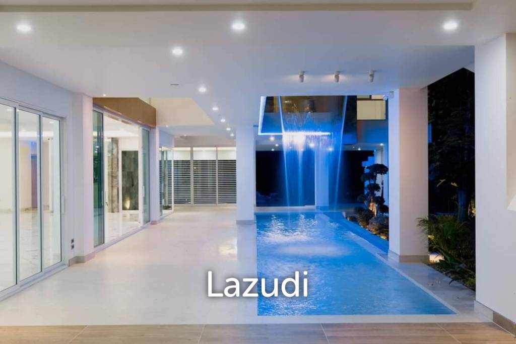 Newby Villa 8 Bedrooms In Modern Luxury Style