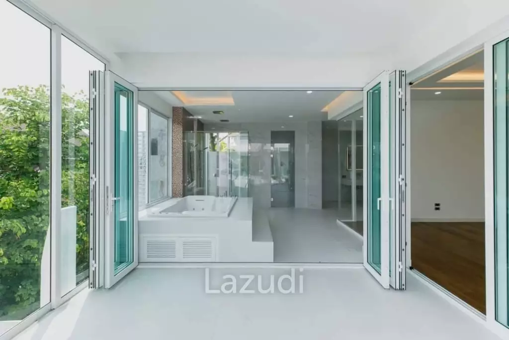 Newby Villa 8 Bedrooms In Modern Luxury Style